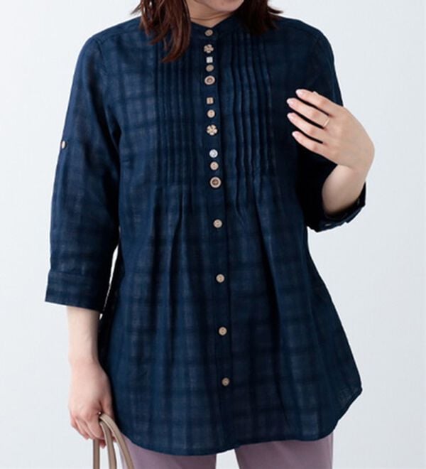 BELLUNA（ベルーナ）の「ダブルガーゼ素材オーバーブラウス（ブラウス）」｜ネイビー系