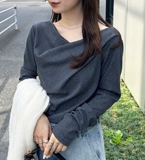 RANAN（ラナン）の「【新色追加】上品ドレープリブロングＴシャツ（カットソー）」｜チャコールグレー