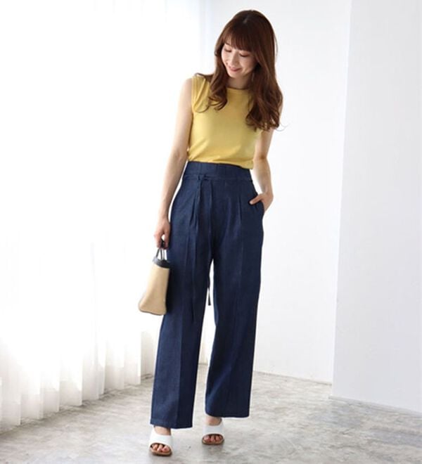 Pierrot（ピエロ）の「【洗濯機で洗える】ＯＮ／ＯＦＦシルクタッチノースリーブニット（ニット・セーター）」｜詳細画像