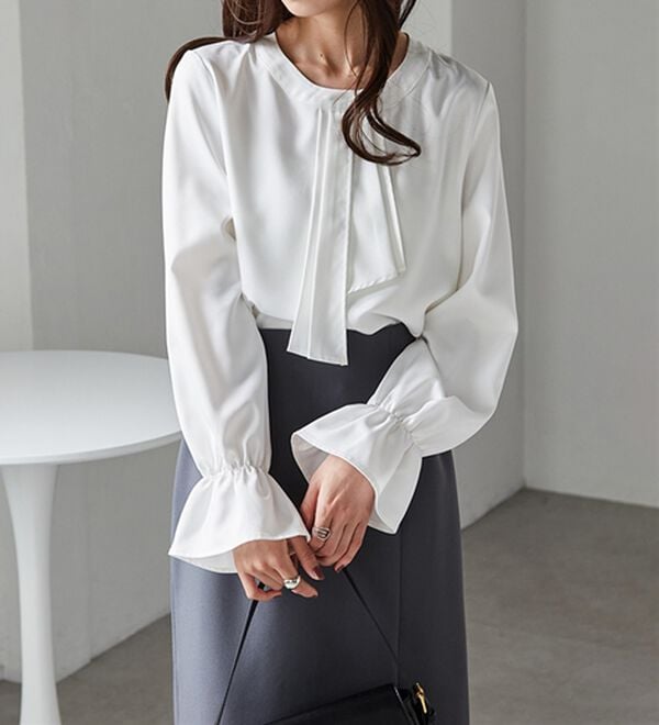 RANAN（ラナン）の「パール付きボウタイブラウス（ブラウス）」｜詳細画像