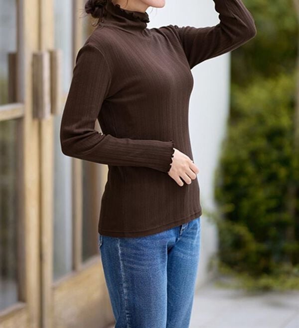 LAVIENNE（ラヴィエンヌ）の「着回し力抜群！綿１００％着映えリブインナー（肌着・インナーウェア）」｜詳細画像