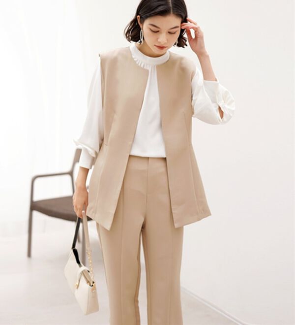 GeeRA（ジーラ）の「【入卒式/セレモニー】ペプラムベストセットアップスーツ（パンツスーツ）」｜詳細画像