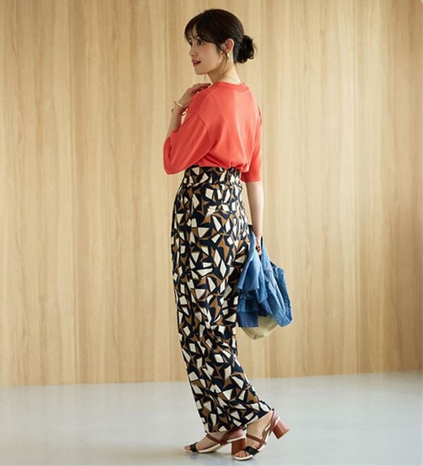 BELLUNA（ベルーナ）の「肌に張り付かない！シャリ冷や高見えニットＴ（ニット・セーター）」｜詳細画像