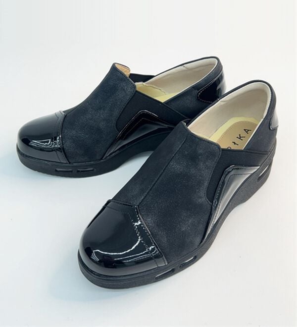 BELLUNA（ベルーナ）の「４Ｅダブルエア異素材切替シューズ（スリッポン）」｜詳細画像