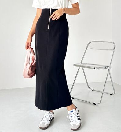 GeeRA（ジーラ）の「ＯＮ／ＯＦＦ使える！フロントファスナースカート（ロングスカート）」