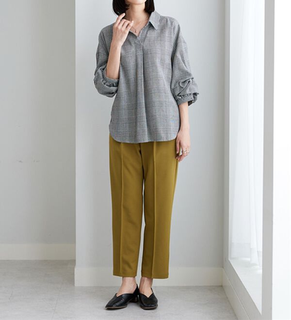 BELLUNA（ベルーナ）の「袖タックデザインスキッパーシャツ（シャツ）」｜詳細画像