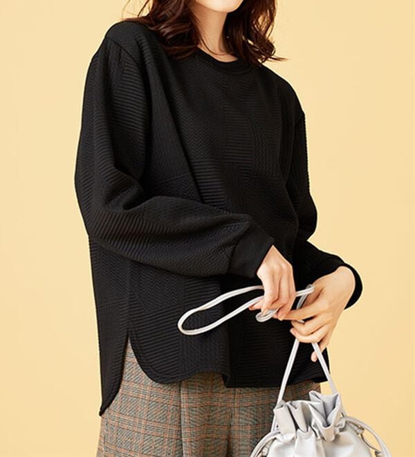 BELLUNA（ベルーナ）の「ふくれジャカードキルトプルオーバー（カットソー）」｜詳細画像