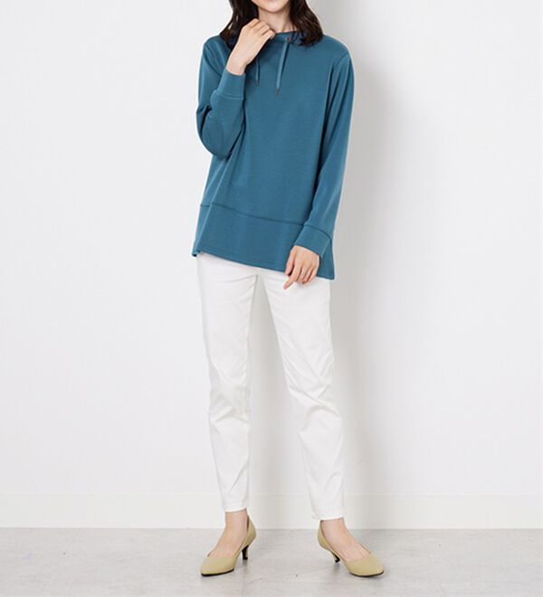 BELLUNA（ベルーナ）の「ワイドネック切替デザインプルオーバー（カットソー）」｜詳細画像