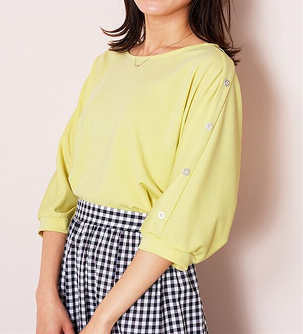 BELLUNA（ベルーナ）の「ラメ調肩ボタンデザインプルオーバー（カットソー）」｜詳細画像