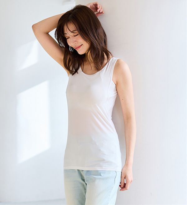 LAVIENNE（ラヴィエンヌ）の「【暑がりさん必見！】カップ付瞬間ひんやり冷感！タンクトップインナー＜さらりラボ＞（肌着・インナーウェア）」｜詳細画像