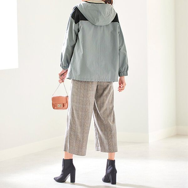 BELLUNA（ベルーナ）の「ボアベスト付配色ブルゾン（ハーフコート）」｜詳細画像