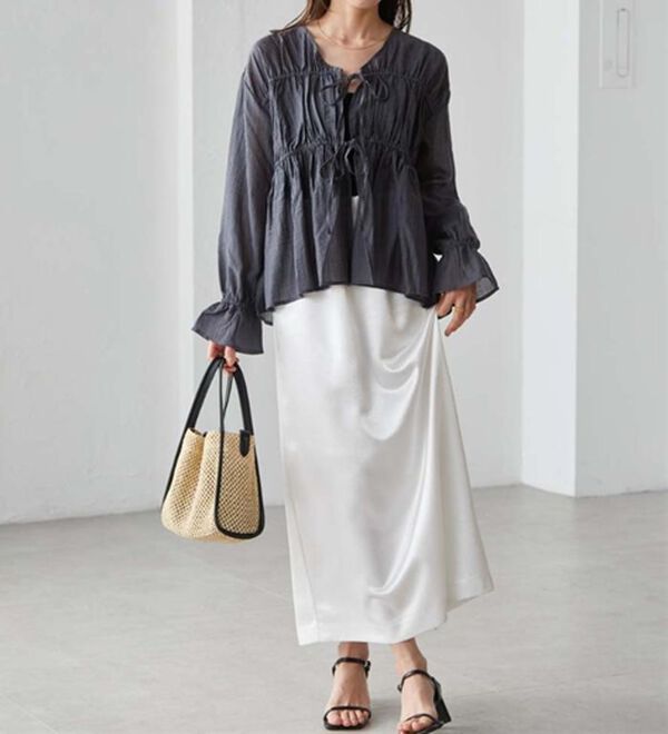 RANAN（ラナン）の「リボンドロストブラウス（ブラウス）」｜詳細画像