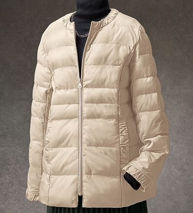 BELLUNA（ベルーナ）の「美ラクるストレッチ軽やか中わたジャケット（ショートコート）」