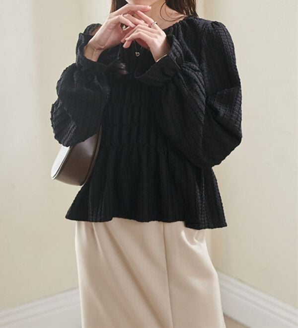 RANAN（ラナン）の「シャーリングカットブラウス（カットソー）」｜詳細画像