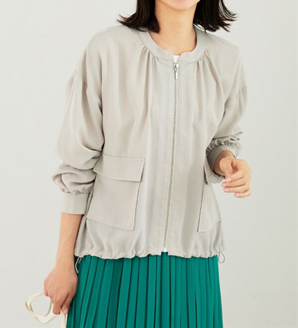 BELLUNA（ベルーナ）の「とろみ素材ポケットデザインブルゾン（ブルゾン）」｜詳細画像