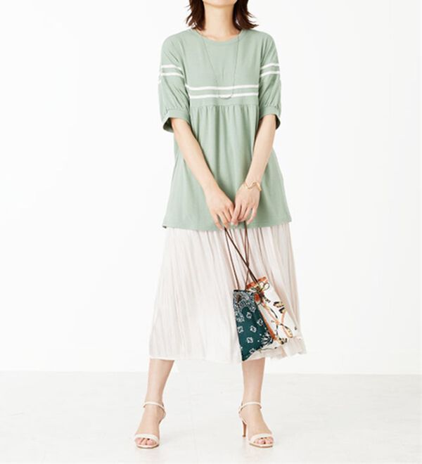 BELLUNA（ベルーナ）の「【Ｌａｇｒｉｌｕａ】配色ライン使いカットソーチュニック（チュニック）」｜詳細画像