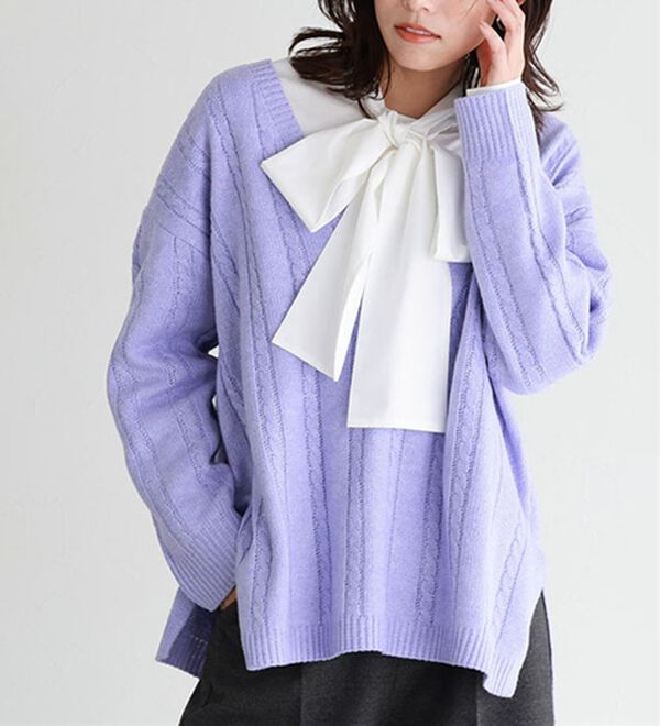 Pierrot（ピエロ）の「ケーブル柄深Ｖネックニット（ニット・セーター）」｜詳細画像