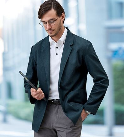 「麻入りサラッとテーラードジャケット（メンズジャケット）」