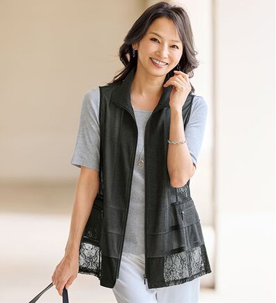 BELLUNA（ベルーナ）の「＜涼やかにきちんと！＞ラッセルレース切替チュール素材ベスト（ベスト）」