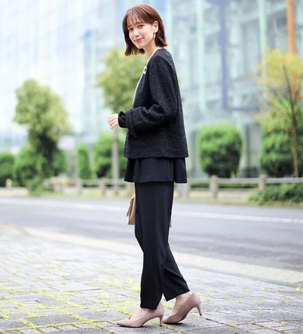 Viola e Viola（ヴィオラ エ ヴィオラ）の「【３点セット】着回し自在快適セットアップスーツ（パンツスーツ）」｜詳細画像