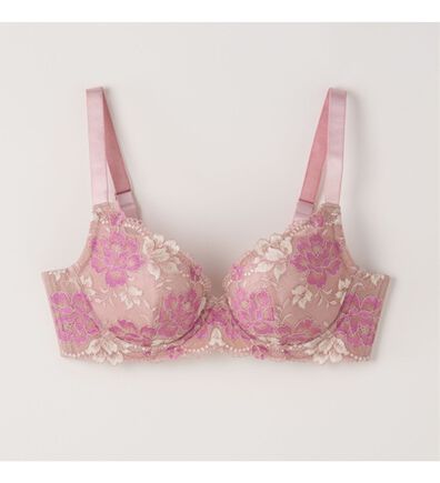 LAVIENNE（ラヴィエンヌ）の「グラマーさんの小胸見せブラ（ブラジャー）」