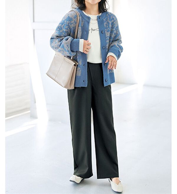 BELLUNA（ベルーナ）の「綿１００％抗菌防臭ロゴＴシャツ（カットソー）」｜詳細画像