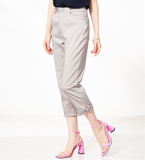 BELLUNA（ベルーナ）の「ヒンヤリ&times;サラリ速乾！綿サテンストレッチ裾リボンクロップドパンツ（クロップドパンツ）」｜詳細画像