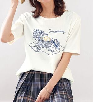 BELLUNA（ベルーナ）の「綿１００％プリントＴシャツ（Tシャツ）」｜白・夏小物