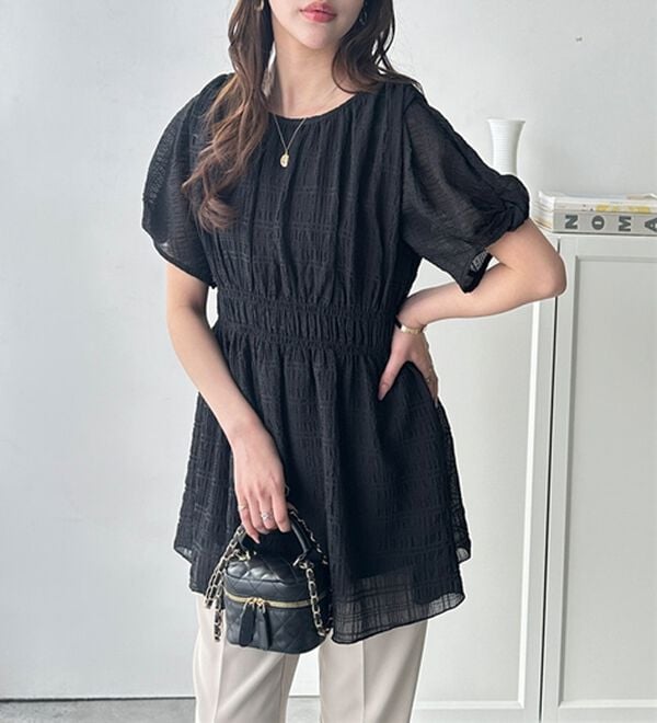 GeeRA（ジーラ）の「前後２ＷＡＹシャーリングチュニック（ブラウス）」｜詳細画像