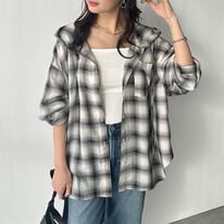 GeeRA（ジーラ）の「羽織にも◎フード付きオーバーサイズシャツ（シャツ）」