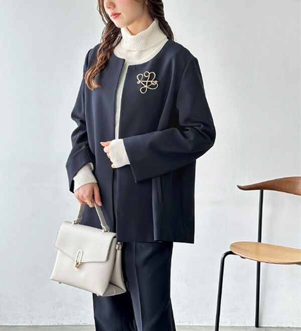 GeeRA（ジーラ）の「【２点セット】フレアーラインジャケットセットアップスーツ（パンツスーツ）」｜詳細画像