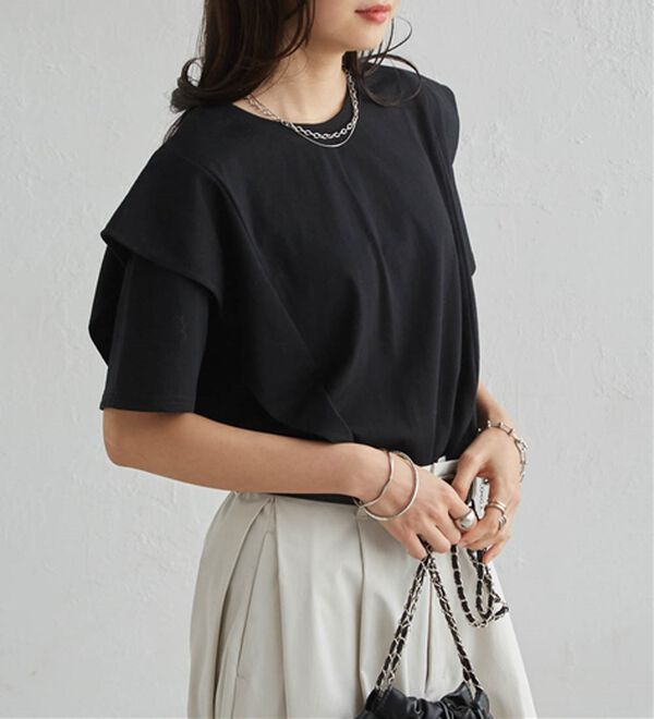 RANAN（ラナン）の「【ひんやり】華奢見えラッフルショルダーTシャツ（カットソー）」｜詳細画像