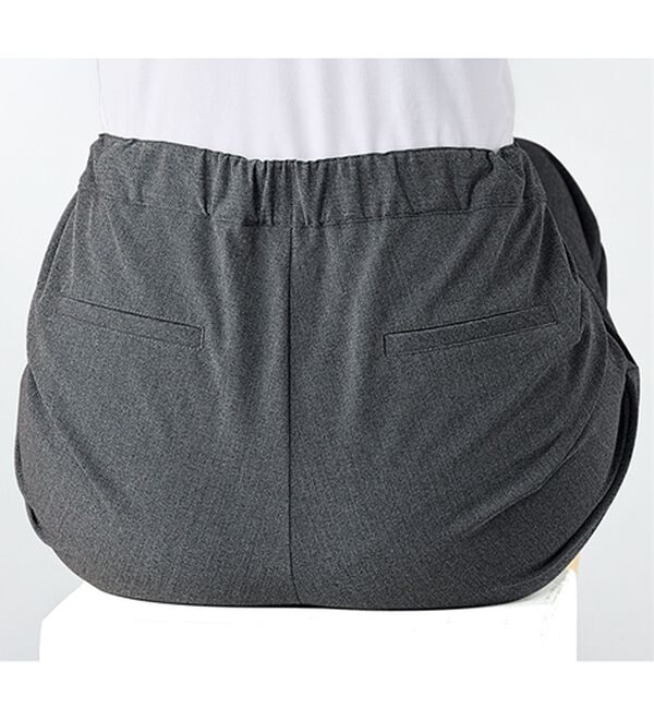 BELLUNA（ベルーナ）の「こっそりおなかがラクラク！ボタン使いウエスト調整テーパードパンツ（テーパードパンツ）」｜詳細画像