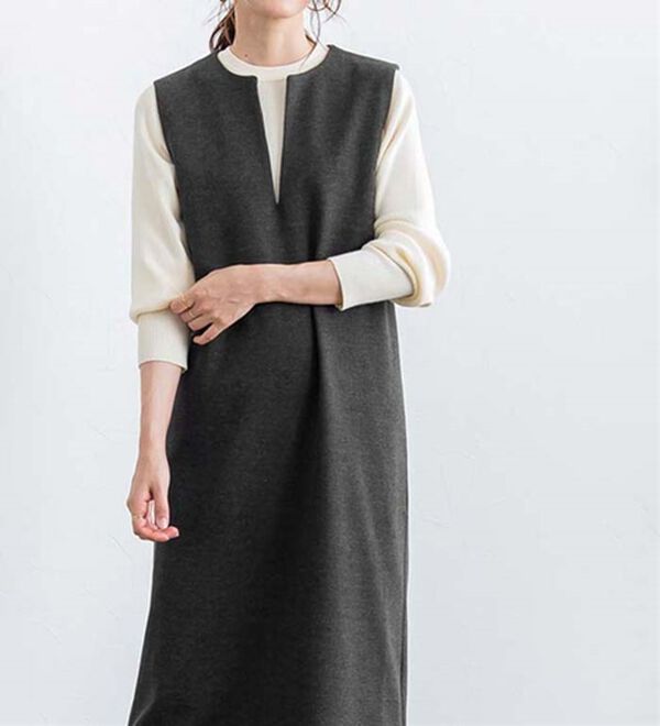 Pierrot（ピエロ）の「ウールタッチジャンパースカート（ジャンパースカート）」｜杢チャコール