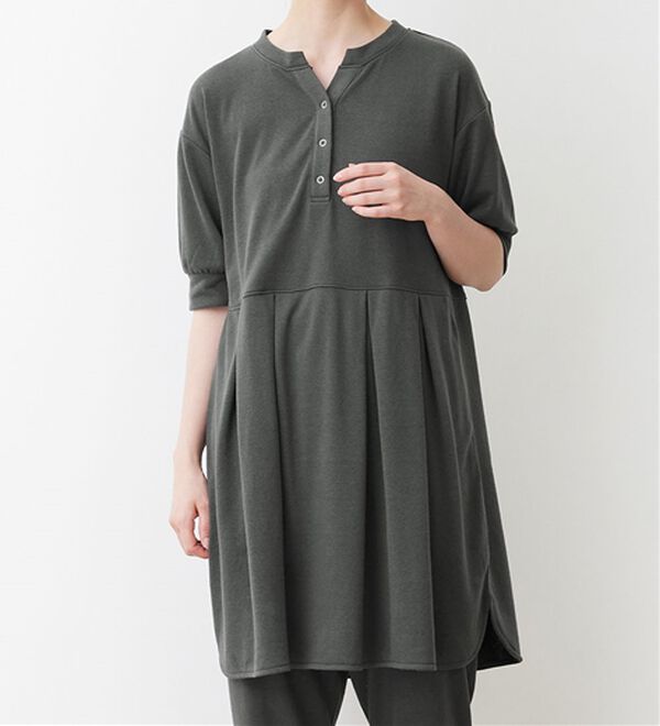 Viola e Viola（ヴィオラ エ ヴィオラ）の「やわらかパイルチュニックセットアップ（パジャマ・ルームウェア）」｜詳細画像