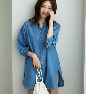 BELLUNA（ベルーナ）の「やわらかデニム素材シャツチュニック（チュニック）」｜ブルー