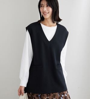 BELLUNA（ベルーナ）の「静電気防止インナー付Ｖネックベストアンサンブル（アンサンブル）」｜黒