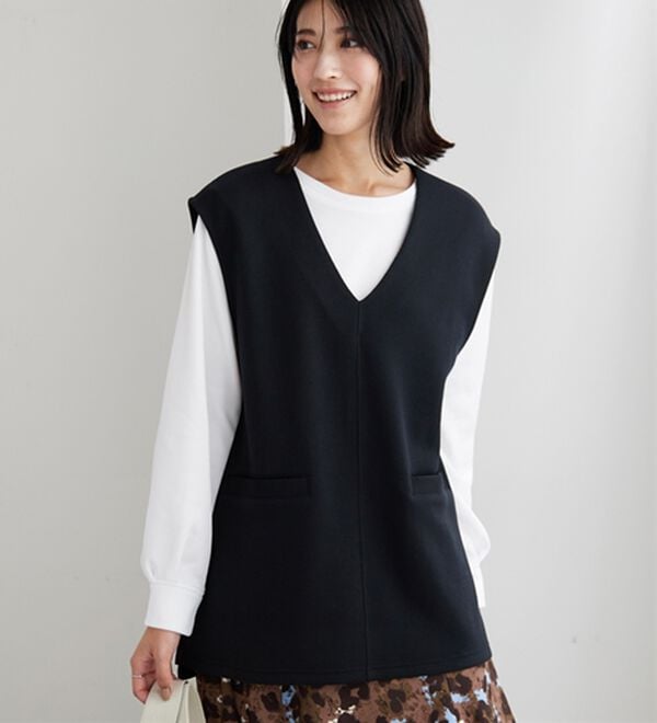 BELLUNA（ベルーナ）の「静電気防止インナー付Ｖネックベストアンサンブル（アンサンブル）」｜黒