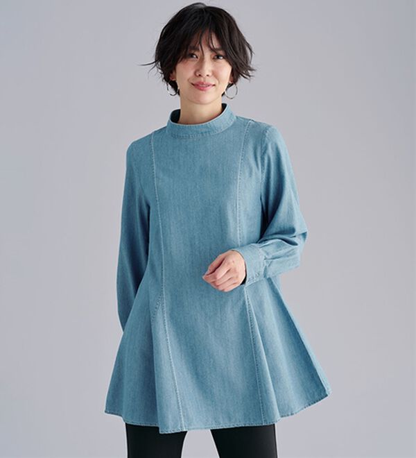 BELLUNA（ベルーナ）の「＜メルティデニム＞フレアーデザインブラウス（ブラウス）」｜サックス