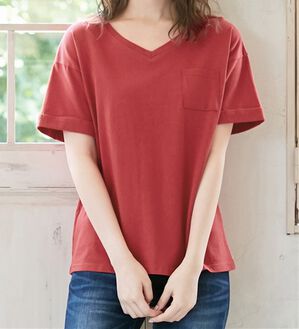 Viola e Viola（ヴィオラ エ ヴィオラ）の「綿１００％ポケット付ゆるＴシャツ（Tシャツ）」｜レンガ