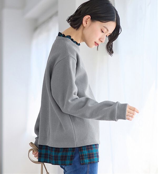 Viola e Viola（ヴィオラ エ ヴィオラ）の「あったか裏起毛異素材切替ニットソートップス（カットソー）」｜詳細画像