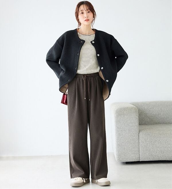 BELLUNA（ベルーナ）の「なめらかコーデュロイワイドパンツ（ワイドパンツ・ガウチョ）」｜詳細画像