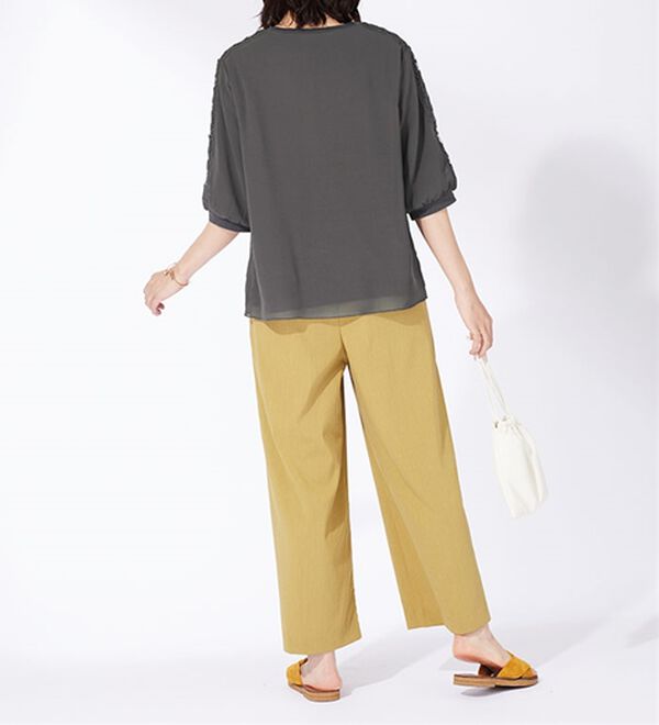 BELLUNA（ベルーナ）の「花柄レースシフォン重ねプルオーバー（カットソー）」｜詳細画像