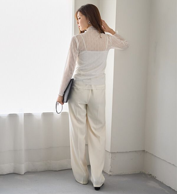 BELLUNA（ベルーナ）の「波柄立体ジャカードシアーインナー（カットソー）」｜詳細画像