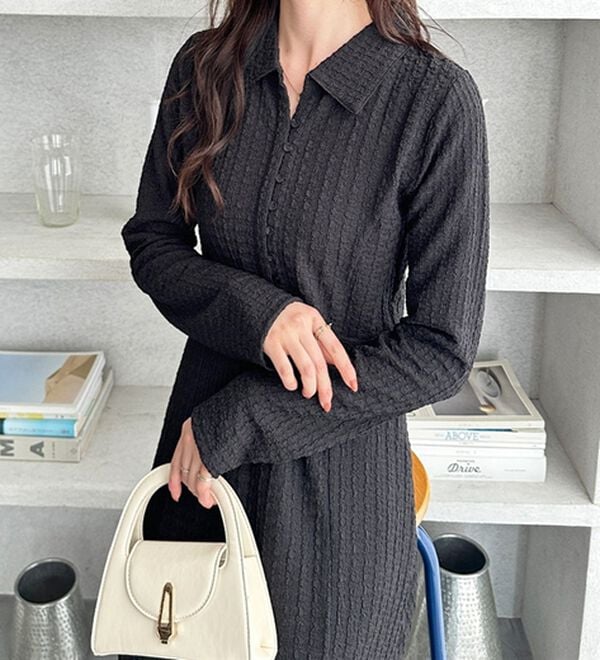 GeeRA（ジーラ）の「ポロ衿表面感素材マーメイドワンピース（カットソーワンピース）」｜詳細画像