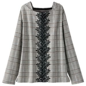 BELLUNA（ベルーナ）の「レース使いチェックジャカードプルオーバー（カットソー）」｜グレー&times;キャメル