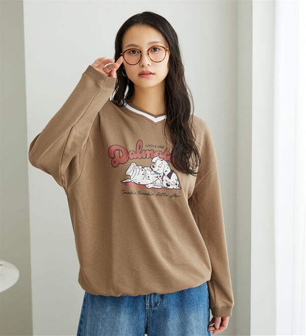 BELLUNA（ベルーナ）の「＜Ｄｉｓｎｅｙ＞【１０１匹わんちゃん】裏毛Ｖネックトレーナー（カットソー）」｜詳細画像