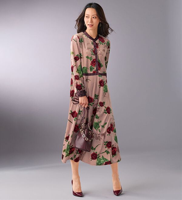 BELLUNA（ベルーナ）の「花柄ベロアプリントワンピース（その他ワンピース）」｜詳細画像