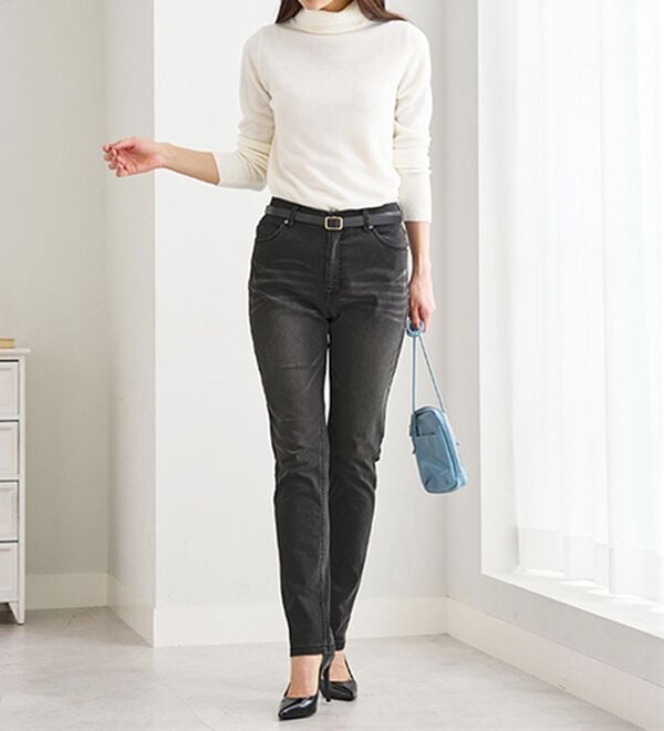 BELLUNA（ベルーナ）の「ふんわり裏起毛ストレッチデニムパンツ（フルレングスパンツ）」｜詳細画像