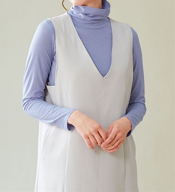 LAVIENNE（ラヴィエンヌ）の「カシミヤ入りシアー素材タートルネックインナー（肌着・インナーウェア）」｜詳細画像